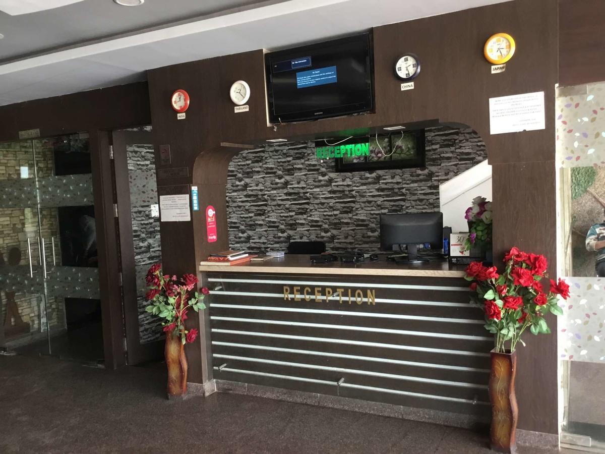 Hotel Garv Residencia Gaya Exterior photo